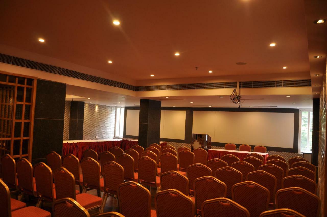 Krishna Residency Ξενοδοχείο Vijayawāda Εξωτερικό φωτογραφία
